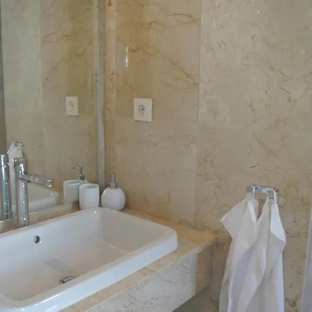 Townhouse In Nueva Andalucia * ماربيا
