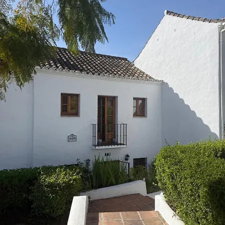 شقة Townhouse In Nueva Andalucia ماربيا